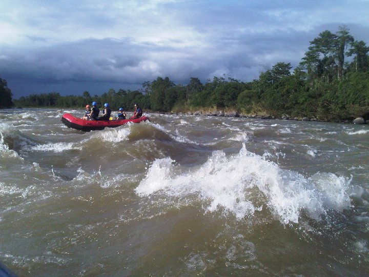 Rafting in Ecuador - www.visitecuadorandsouthamerica.com