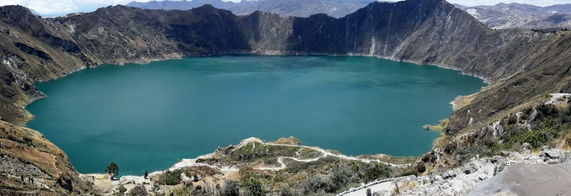 wonderful-journey-to-quilotoa-crater-lake