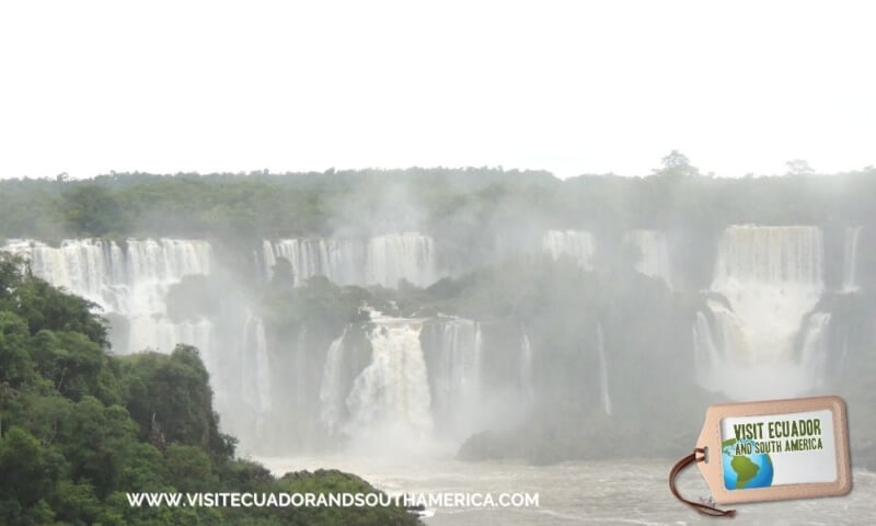 Mesmerizing vistas await you at Foz do Iguaçu