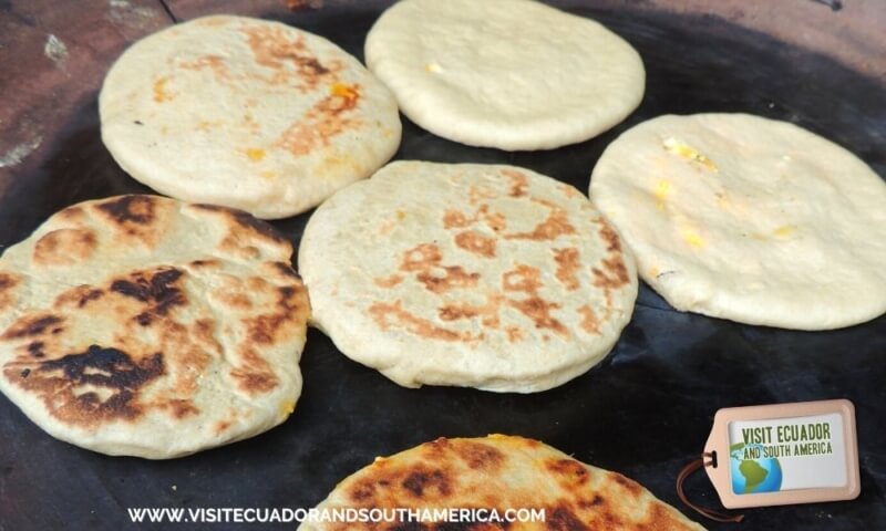 Ecuadorian street food tortilla de maiz Ecuador (2)