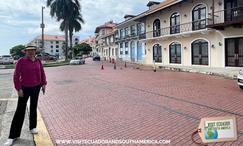 Explore Casco Viejo