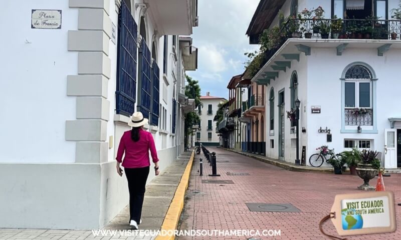 Explore Casco Viejo