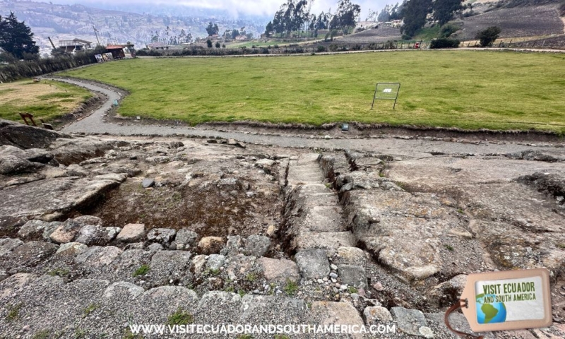 The site also includes terraces, altars, and ancient aqueducts that once carried water from the nearby Yanacauri mountain. While the aqueducts are no longer well-preserved, their remnants add a sense of wonder to the visit. Additionally, the site served as a gathering place for leaders, where discussions and ceremonies were held atop its stone platforms.